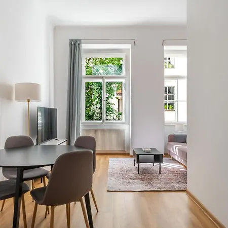 Blueground New Town View Nr Vltava River Prg-125