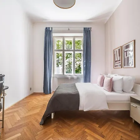 Blueground New Town View Nr Vltava River Prg-125 Apartmán *